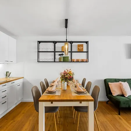 Apartment Bergtraum Mit Pool Und Sauna